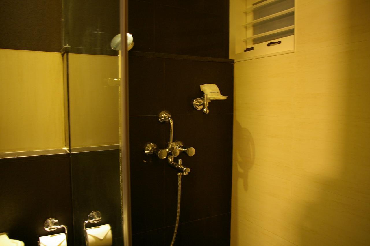 Roseline Suites Bangalore Exterior foto