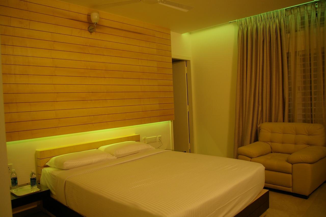 Roseline Suites Bangalore Exterior foto